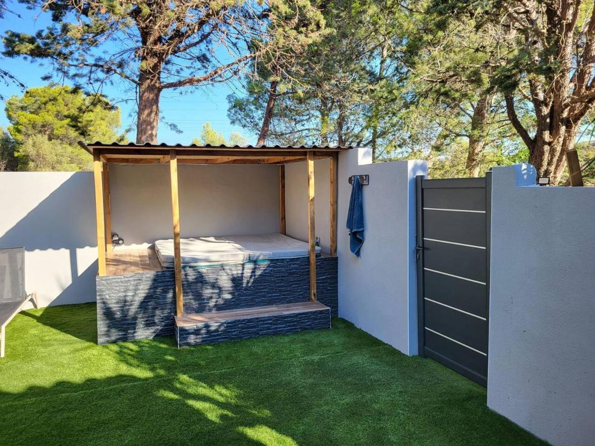 Appartement Jacuzzi Narbonne Bagian luar foto