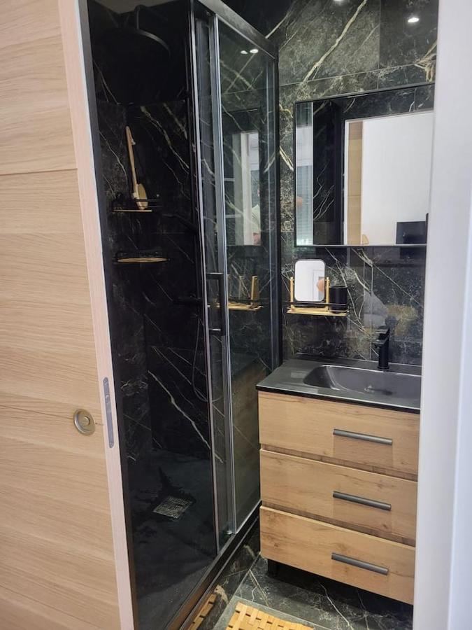 Appartement Jacuzzi Narbonne Bagian luar foto